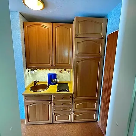 Well-kept Flat In With Indoor Pool 3* Бад-Херренальб